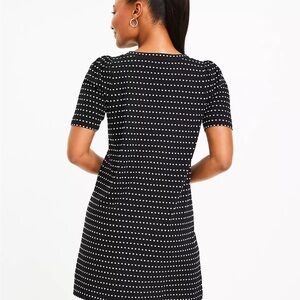 Loft polka dotted puff sleeve shift dress black and white v-neck